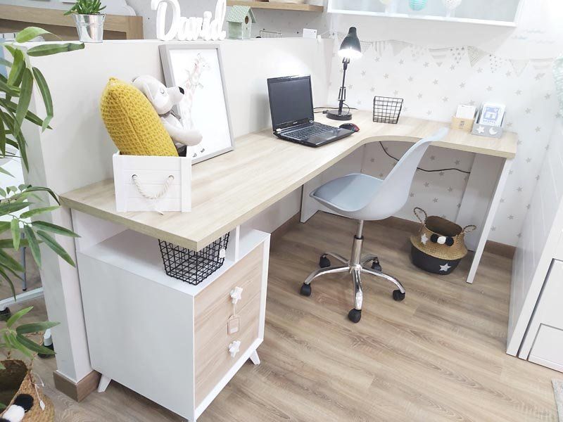 Mesa de estudio curva